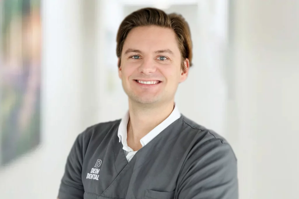 Dr. Justin Brosig – Zahnärztliche Leitung bei DEIN DENTAL Neu-Ulm